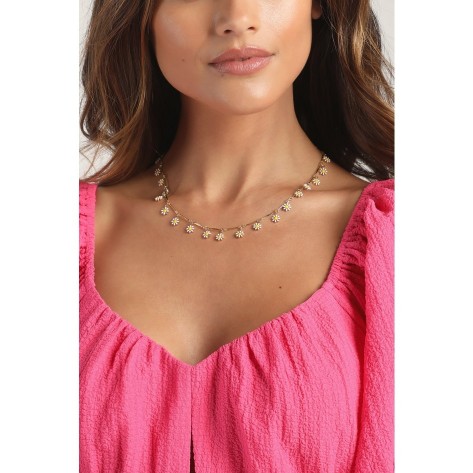 Drive Me Daisy Flower Choker Necklace