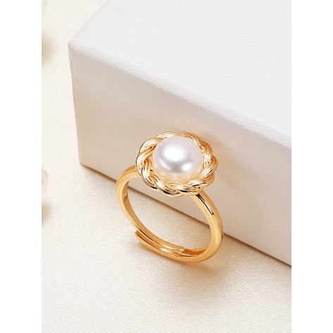 Totally Treasured Gold and Pearl Ring