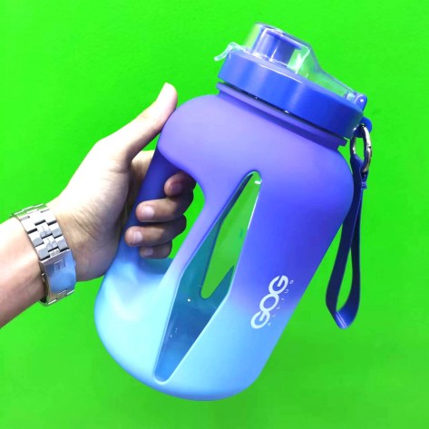 Gradient Large Capacity Sports Water Bottle