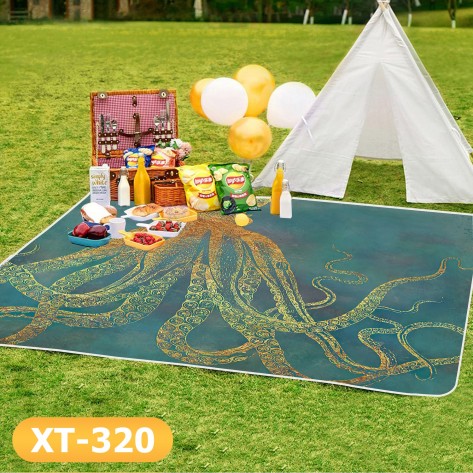 Large Waterproof Foldable Outdoor Blanket