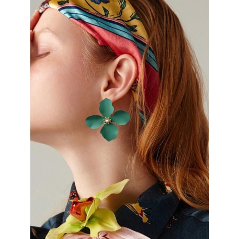 Flirting with Florals Green Flower Earrings